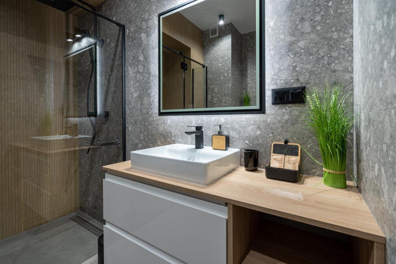 Apartament No82 Yellow Holiday Home ザトル エクステリア 写真