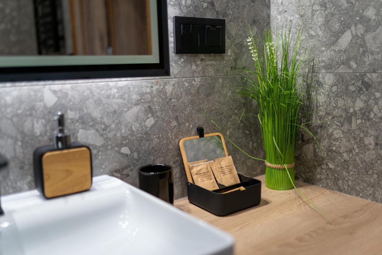 Apartament No82 Yellow Holiday Home ザトル エクステリア 写真