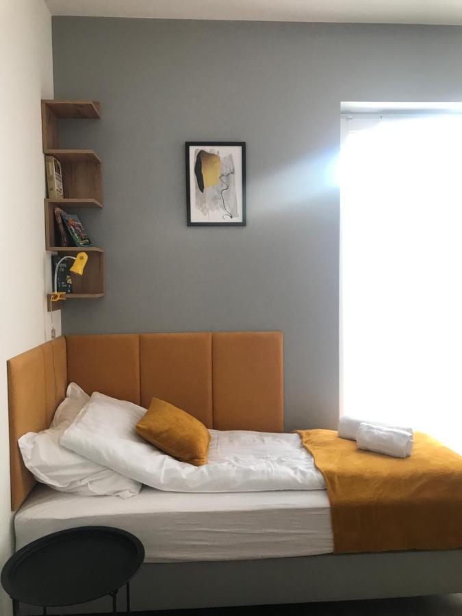 Apartament No82 Yellow Holiday Home ザトル エクステリア 写真