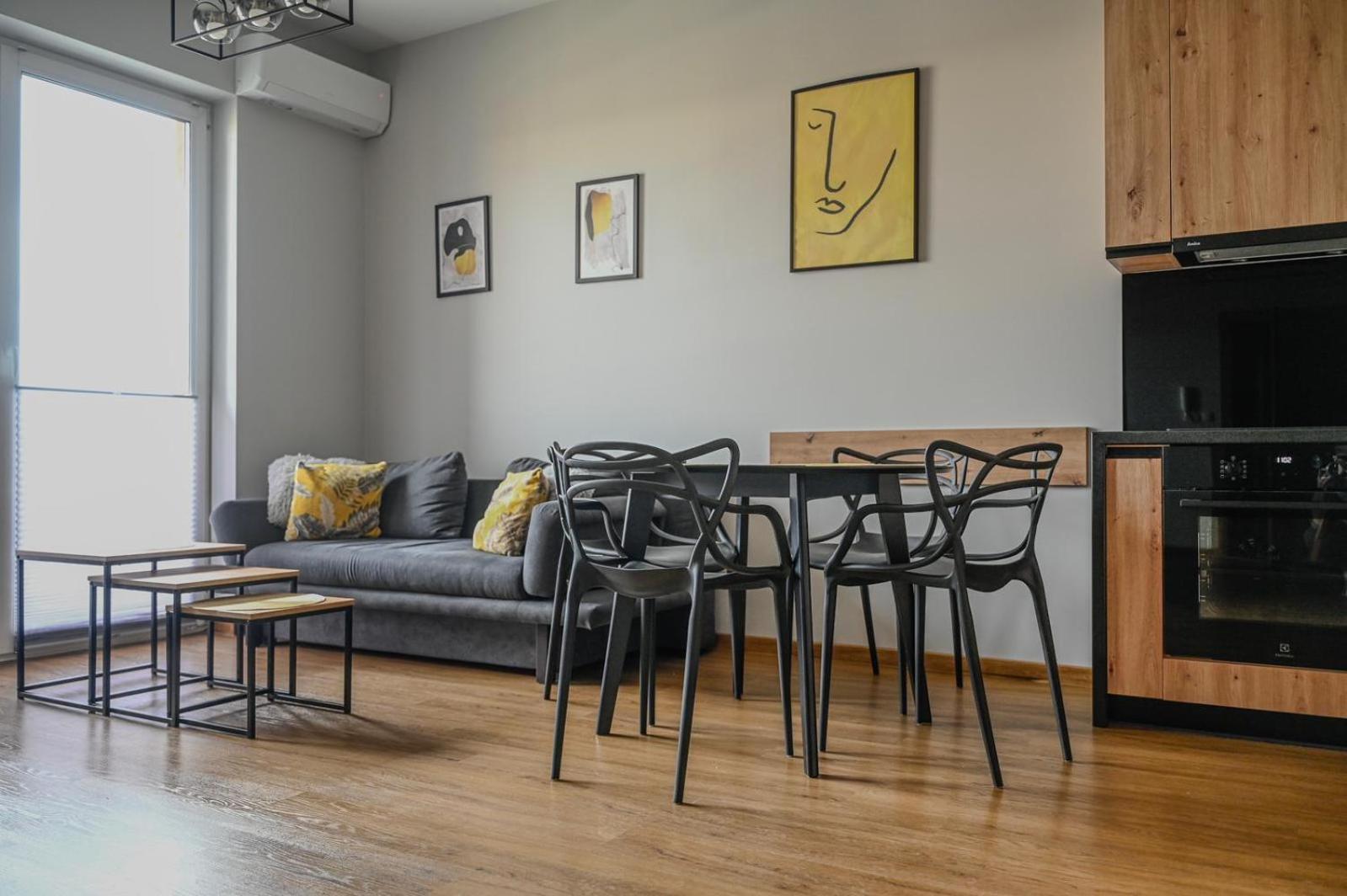 Apartament No82 Yellow Holiday Home ザトル エクステリア 写真