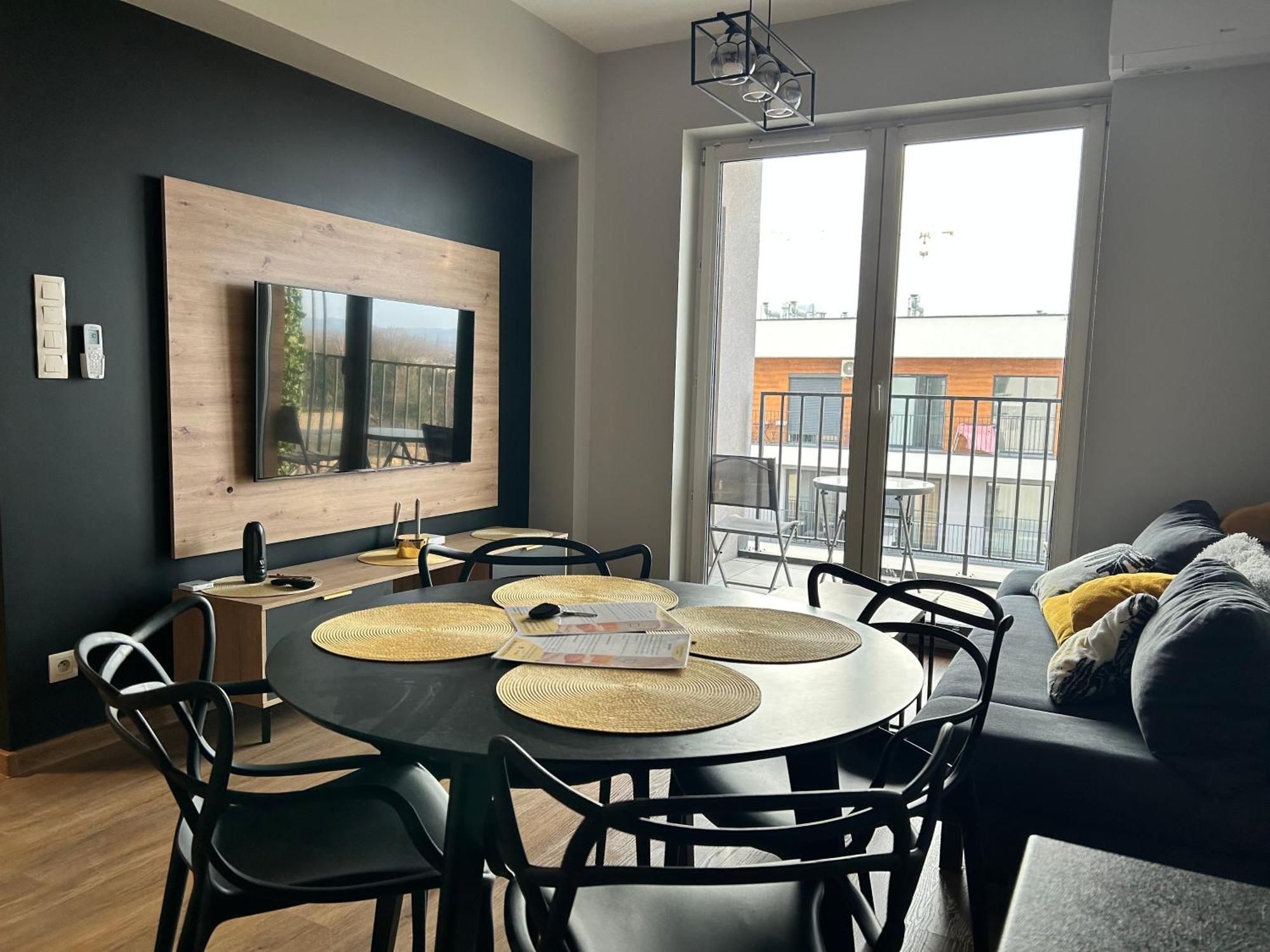 Apartament No82 Yellow Holiday Home ザトル エクステリア 写真