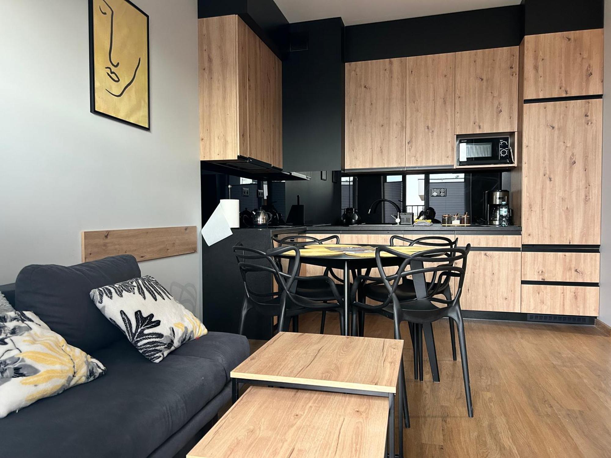 Apartament No82 Yellow Holiday Home ザトル エクステリア 写真