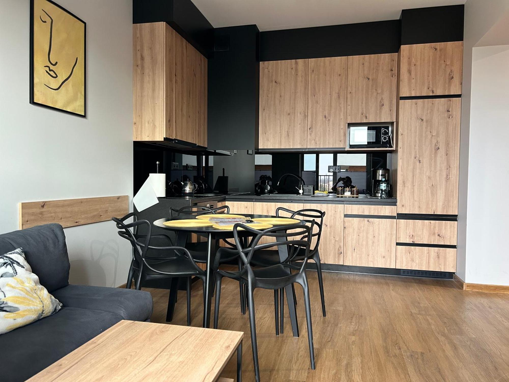 Apartament No82 Yellow Holiday Home ザトル エクステリア 写真